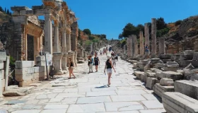 brothers-taxi-kusadasi-25 brothers-taxi-kusadasi-25